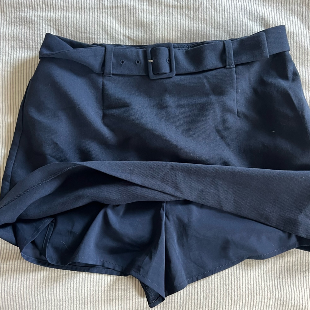Abercrombie & Fitch Dark Blue Women's Skorts